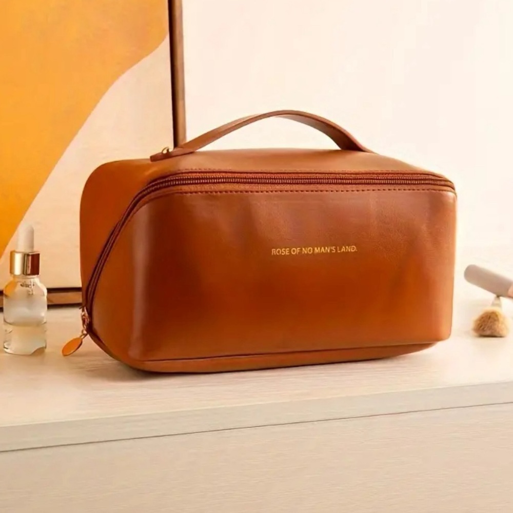 NEW Make Up Travel Toiletries Carry On Personal Bag 3 Separate Compartments - Picture 7 of 11